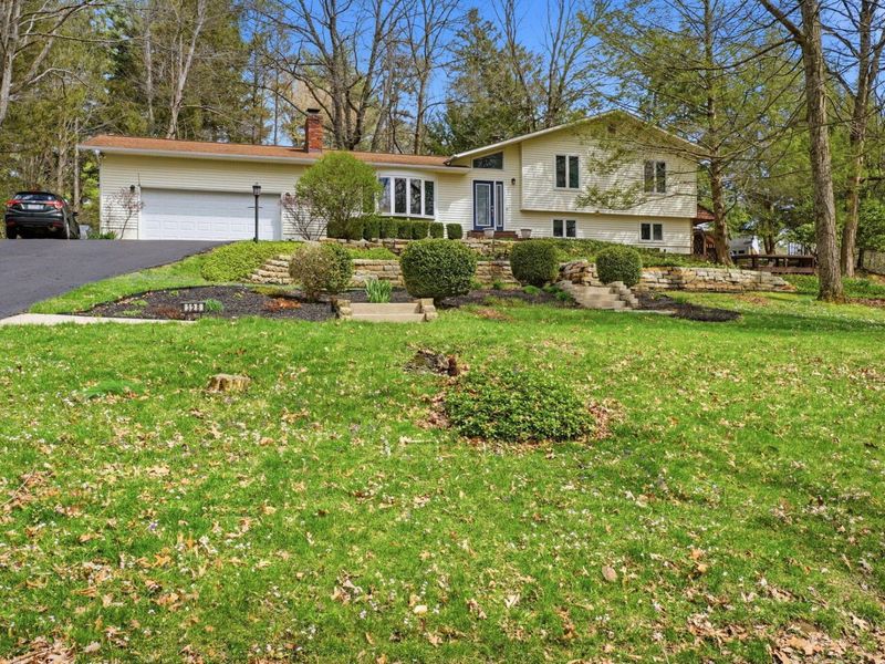 328 Pinetree Drive NE, Granville, OH 43023 Photo 4