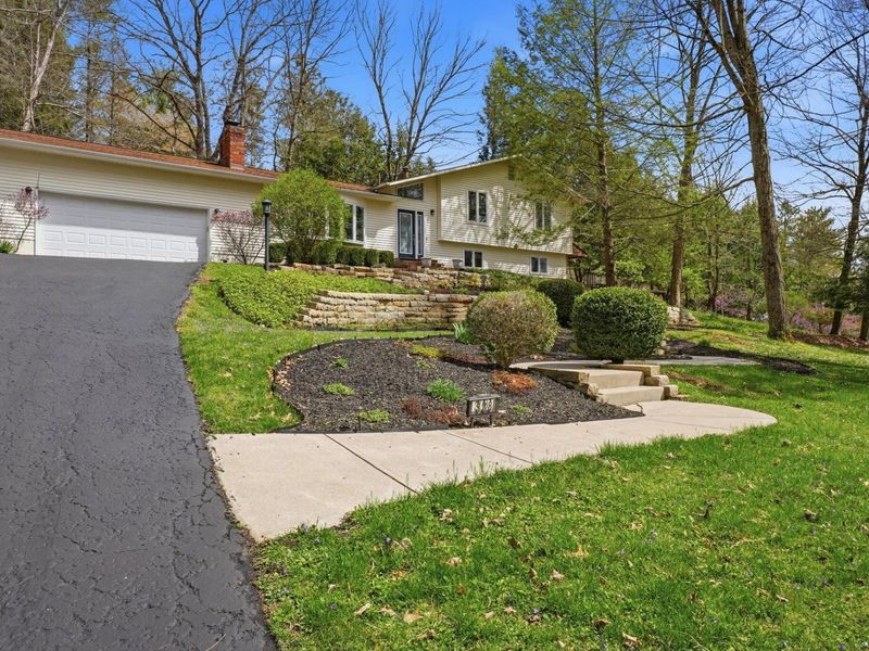 328 Pinetree Drive NE, Granville, OH 43023 Photo 5