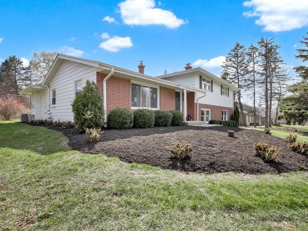 19255 Gebhardt ROAD, Brookfield, WI 53045