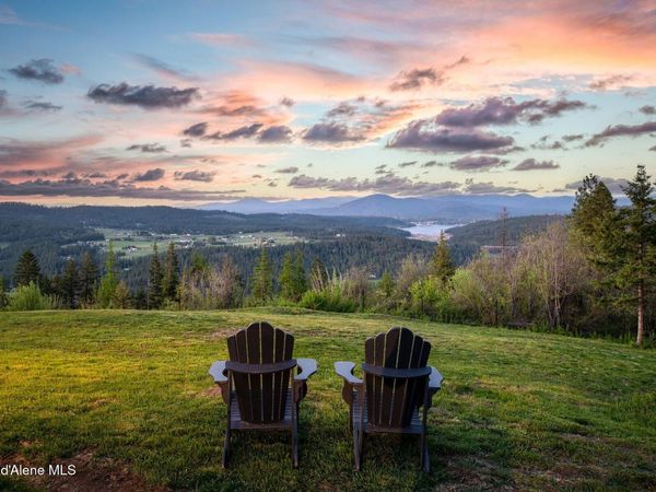 7801 W Eagle Ridge Rd , Coeur d'Alene, ID 83814