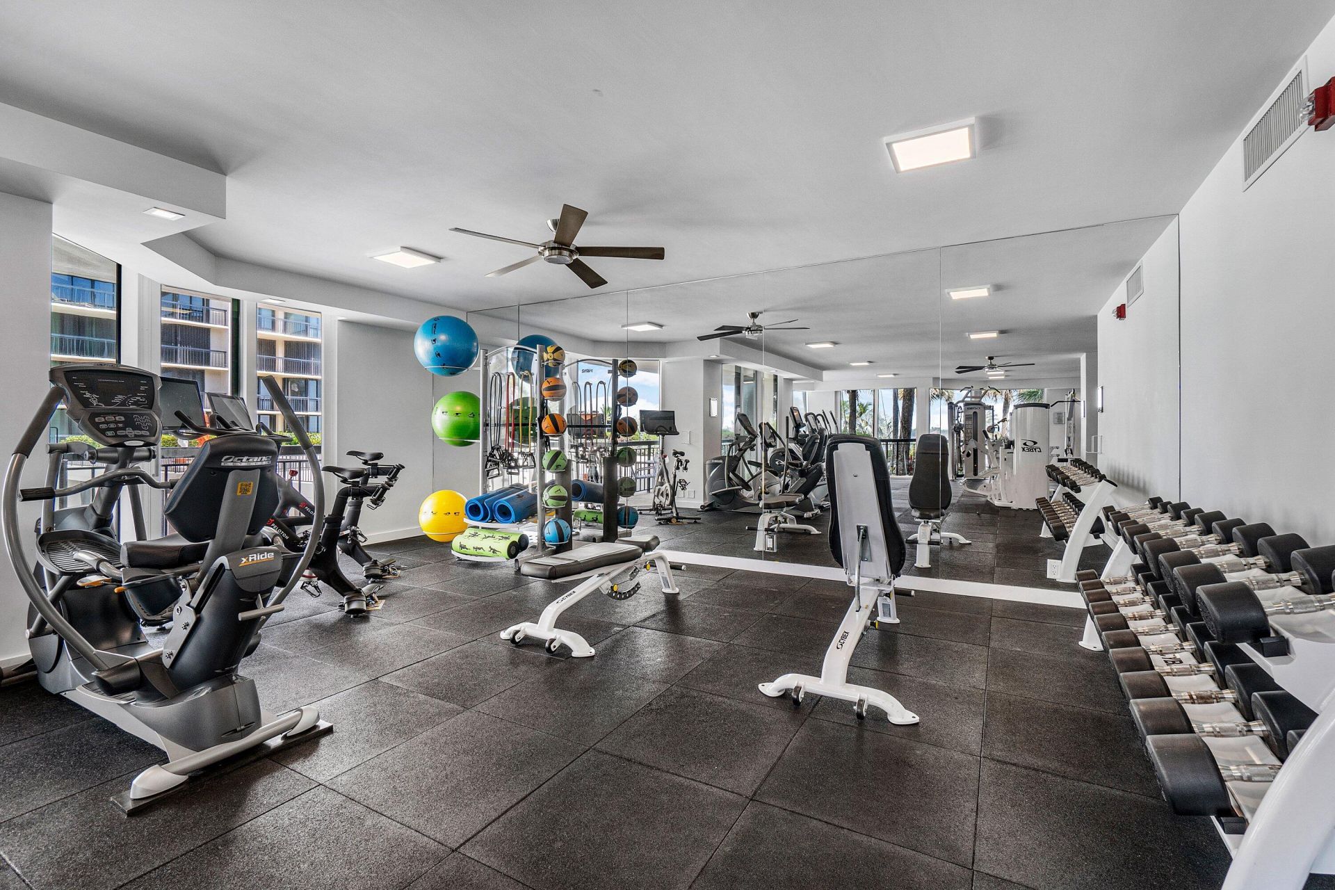 3140 S Ocean Boulevard, Unit 202-n, Palm Beach, FL 33480 Photo