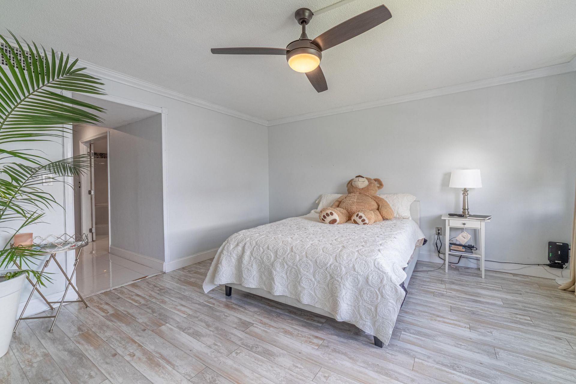 1660 NE 191st Street, Unit 311, Miami, FL 33179 Photo