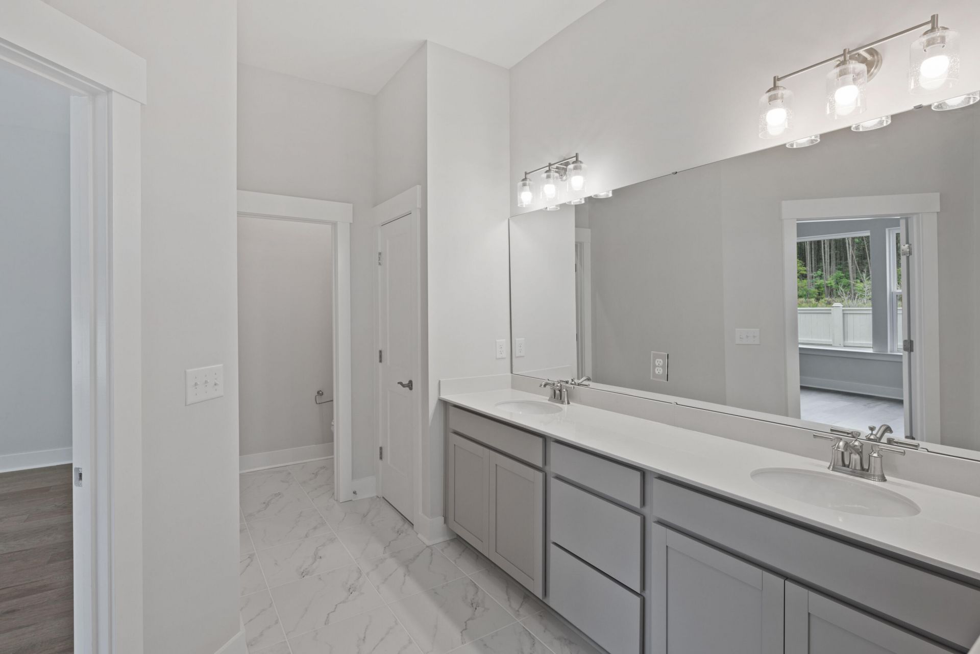 188 Clearpath Drive Photo 16