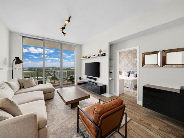 3470 E Coast Ave , Unit H2403, Miami, FL 33137