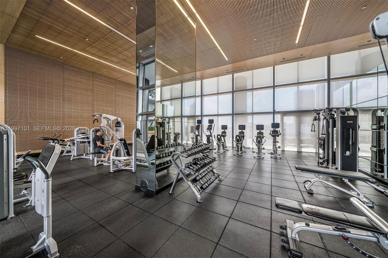 3470 E Coast Ave, Unit H2403, Miami, FL 33137 Photo