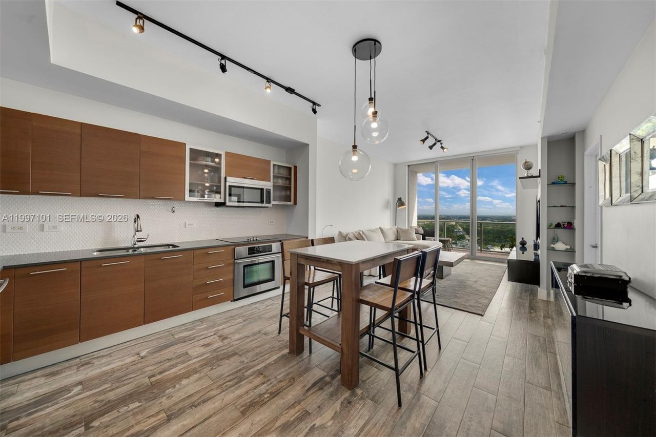 3470 E Coast Ave, Unit H2403, Miami, FL 33137 Photo