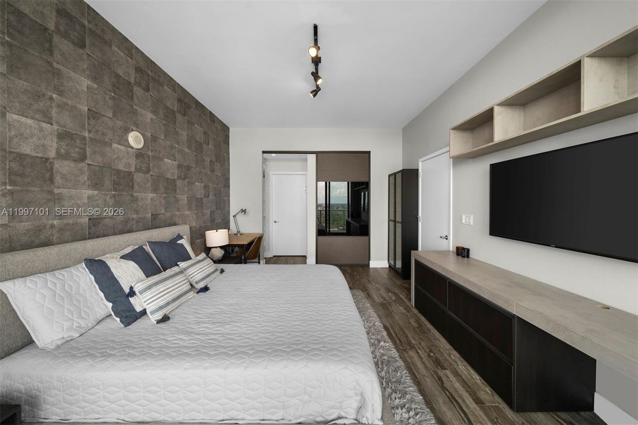 3470 E Coast Ave, Unit H2403, Miami, FL 33137 Photo