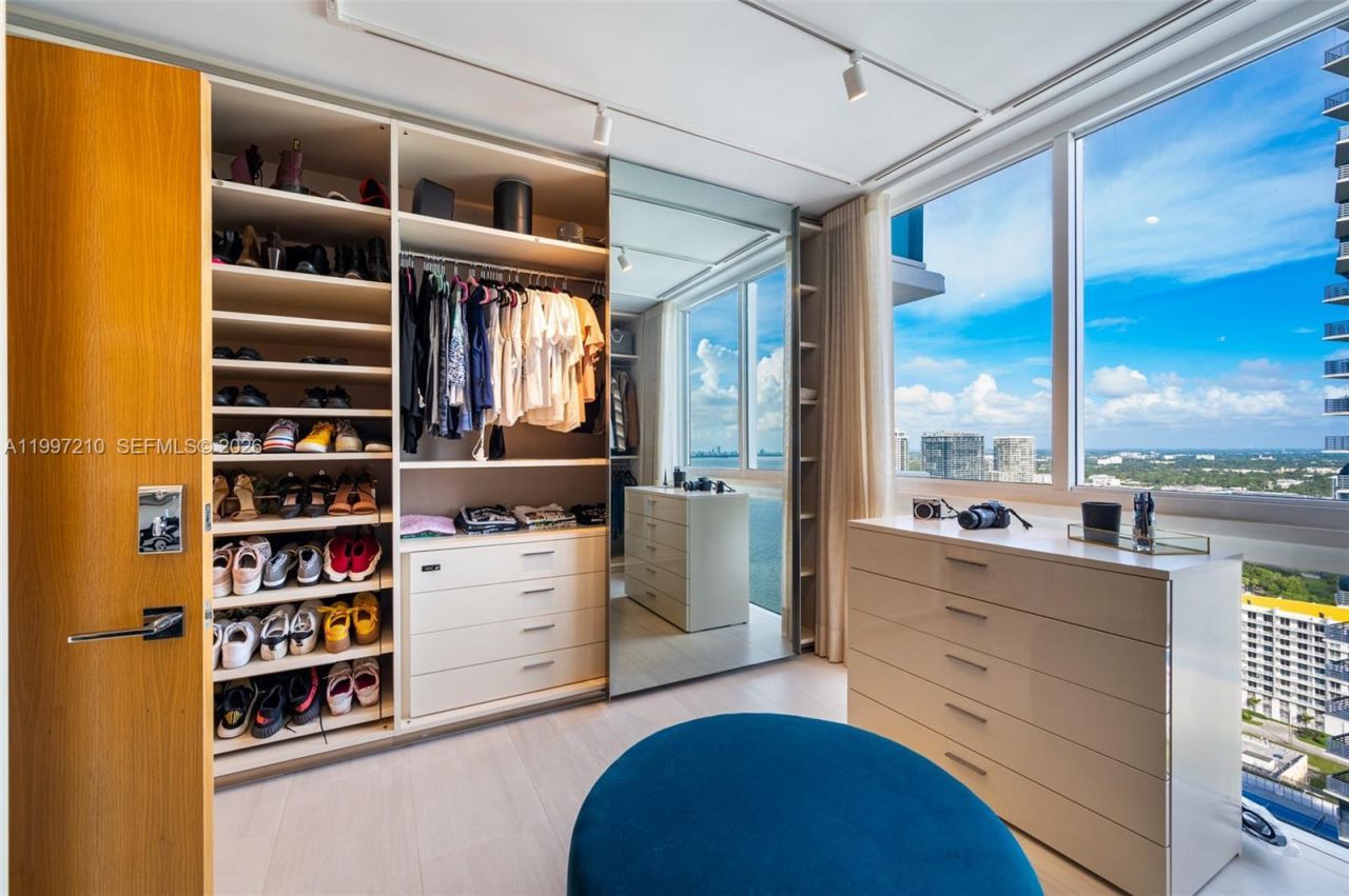 600 NE 27th St, Unit 3201, Miami, FL 33137 Photo