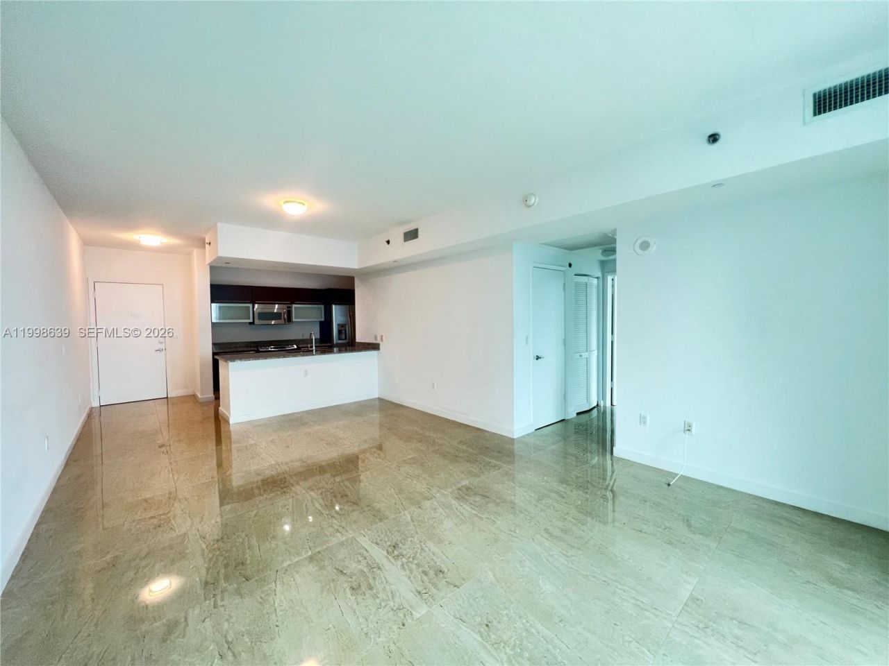 950 Brickell Bay Dr, Unit 2801, Miami, FL 33131 Photo