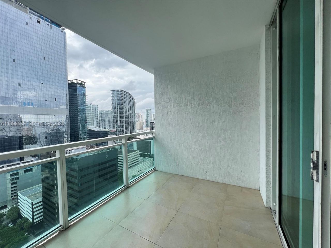 950 Brickell Bay Dr, Unit 2801, Miami, FL 33131 Photo