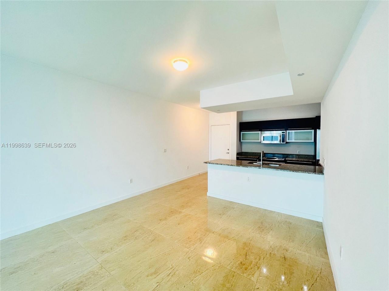 950 Brickell Bay Dr, Unit 2801, Miami, FL 33131 Photo