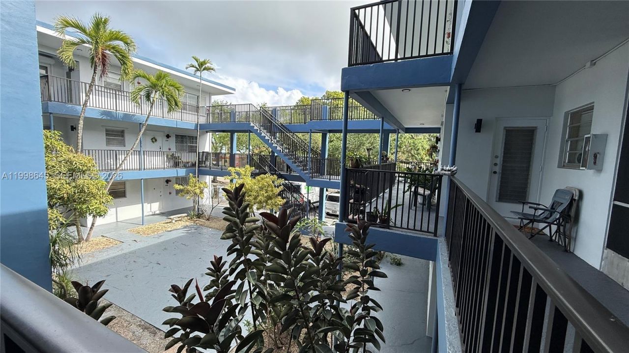 1943 Monroe St, Unit 306A, Hollywood, FL 33020 Photo