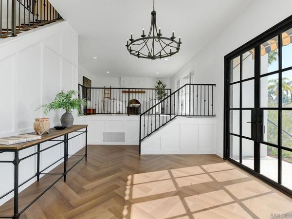 2904 Levante St, Carlsbad, CA 92009