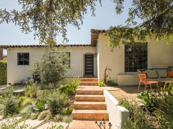 3216 Ettrick Street, Los Angeles, CA 90027