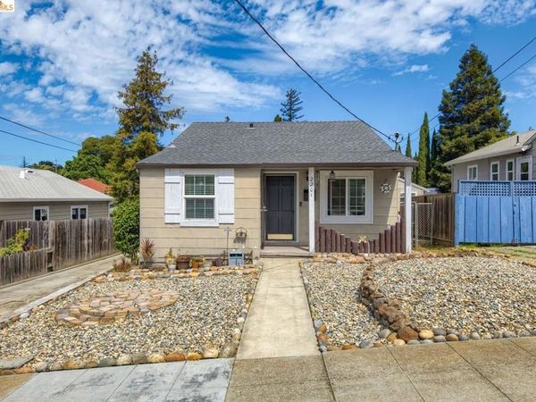 2201 Lasalle ST, Martinez, CA 94553