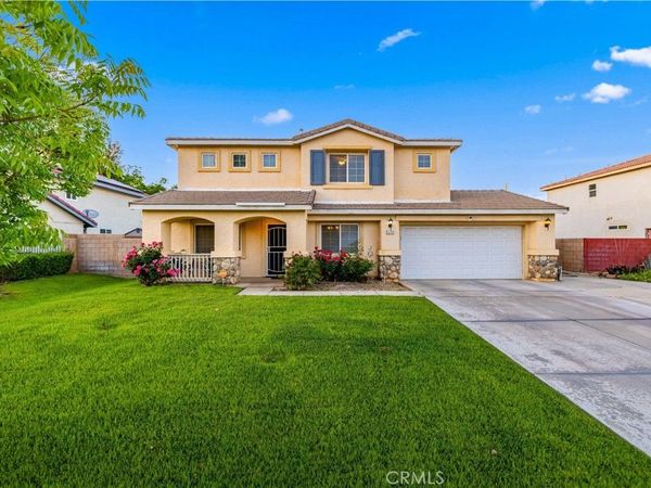 1549 Thomas Dr, Lancaster, CA 93535