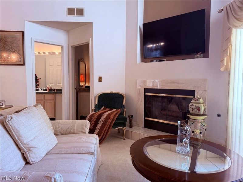 111 N Aspen Court, Unit 3, Warren, OH 44484 Photo 3