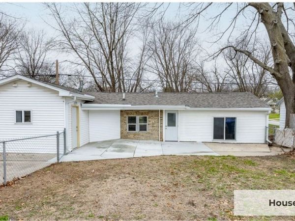 4040 6th Avenue, Des Moines, IA 50313