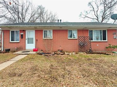 881 Monroe Street , Ypsilanti, MI 48197