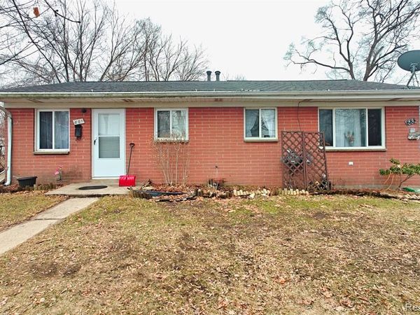 881 Monroe Street , Ypsilanti, MI 48197