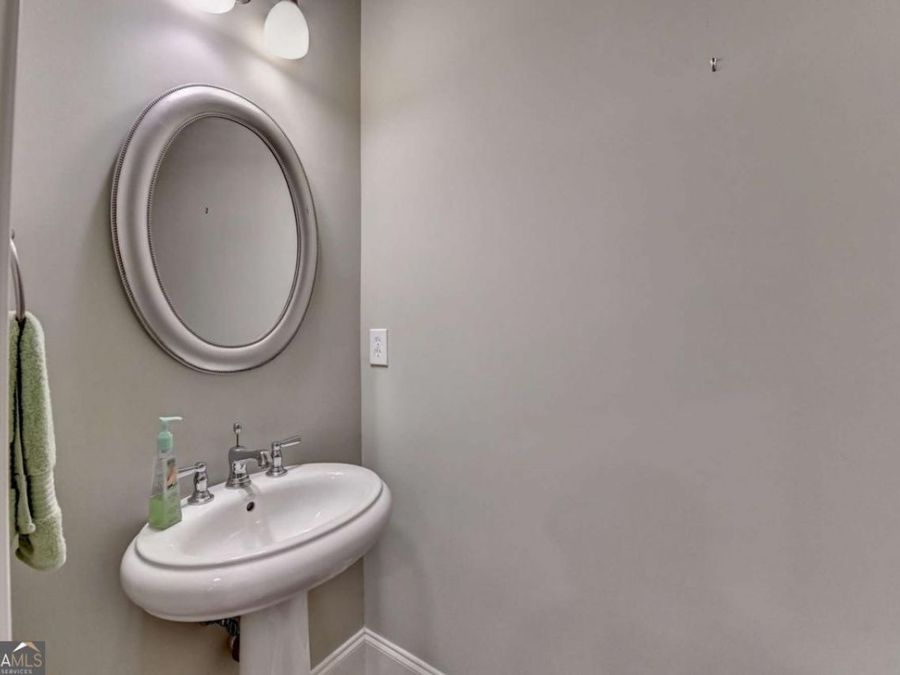 Property Image 64