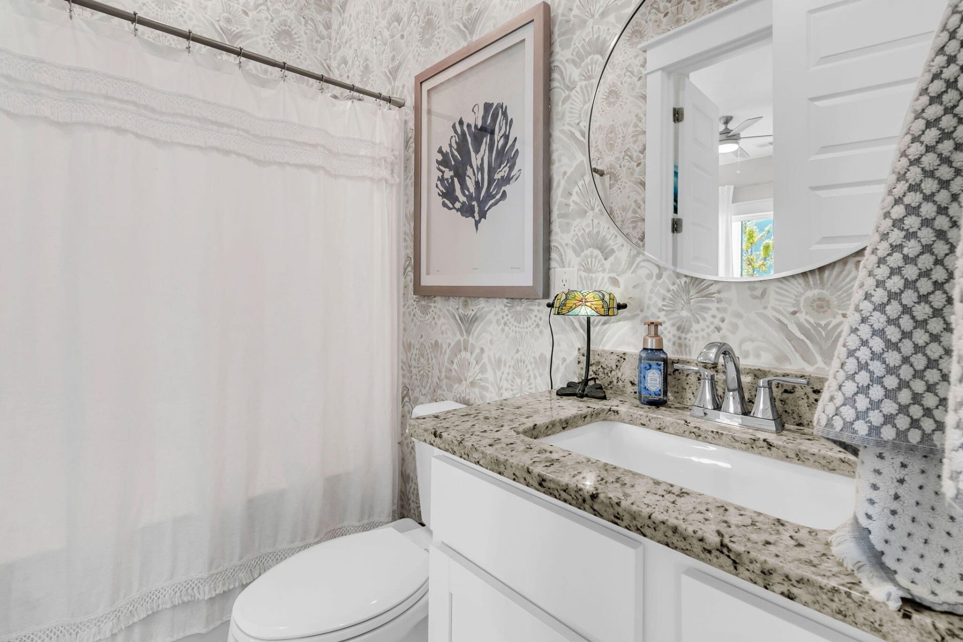 3889 Maidstone Drive Photo 20