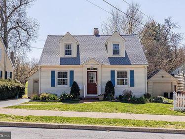 120 W THIRD AVENUE, LITITZ, PA 17543
