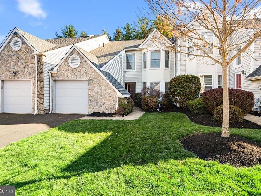 6 Kanon Court, Newtown, PA 18940 Main Photo