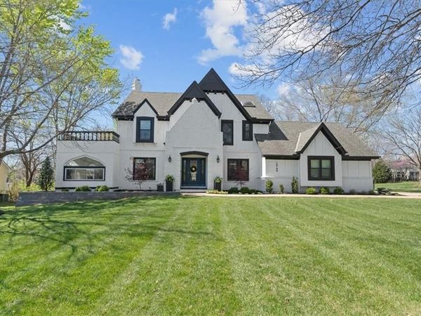 15190 Granada Road, Leawood, KS 66224