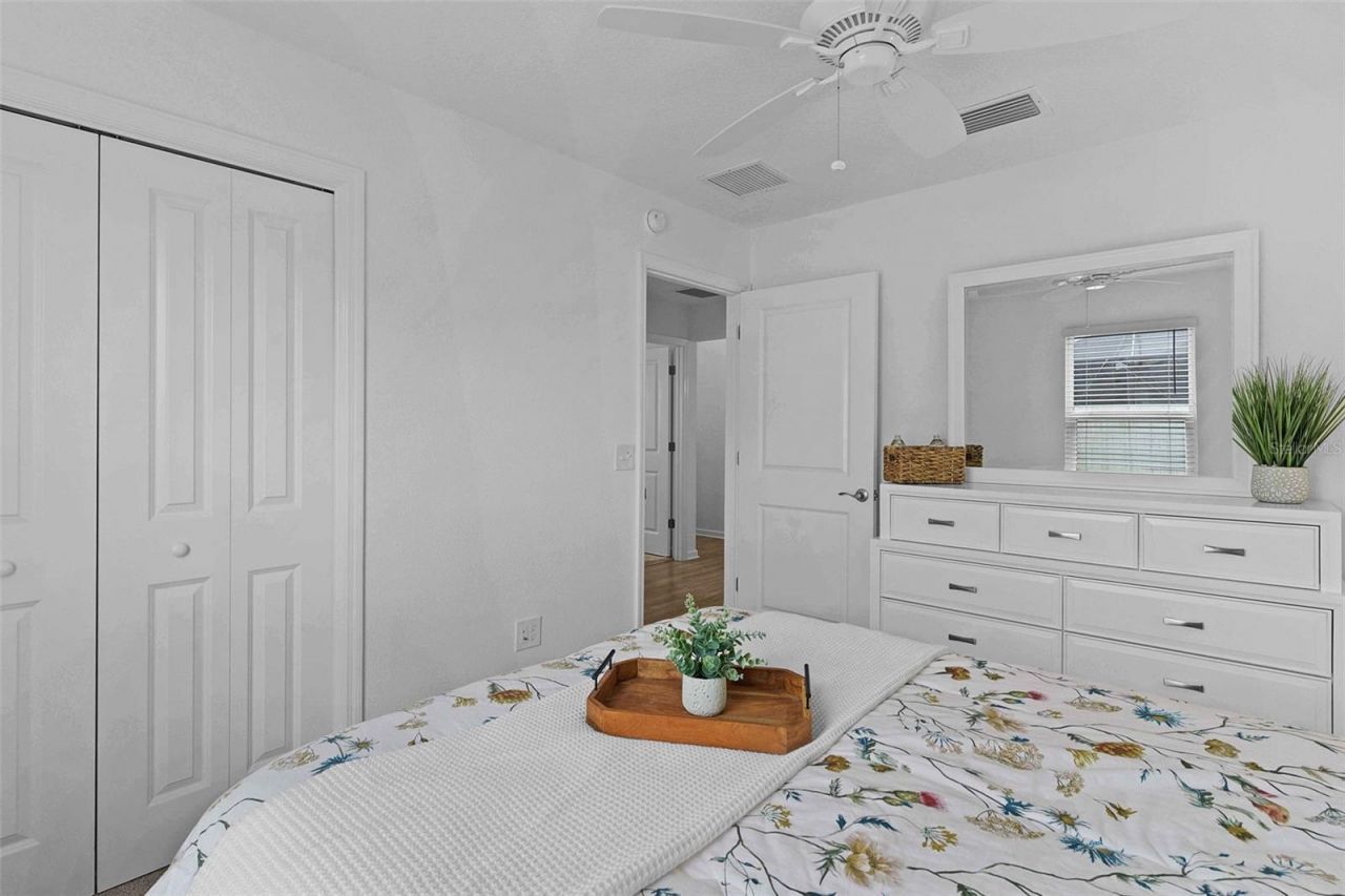 1926 Hux Court , The Villages, FL 34762 Photo