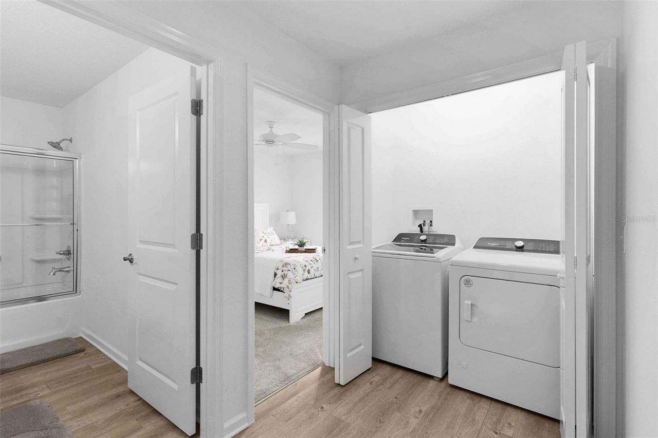 1926 Hux Court , The Villages, FL 34762 Photo