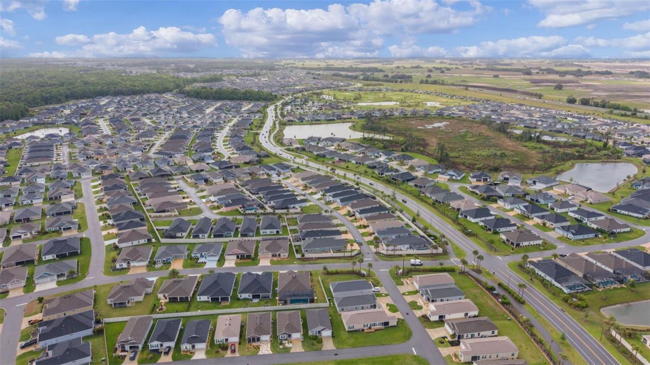 1926 Hux Court , The Villages, FL 34762 Photo