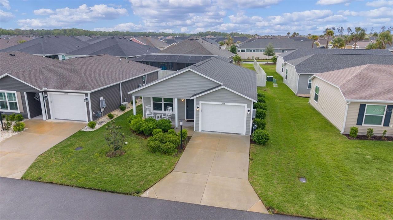 1926 Hux Court , The Villages, FL 34762 Photo