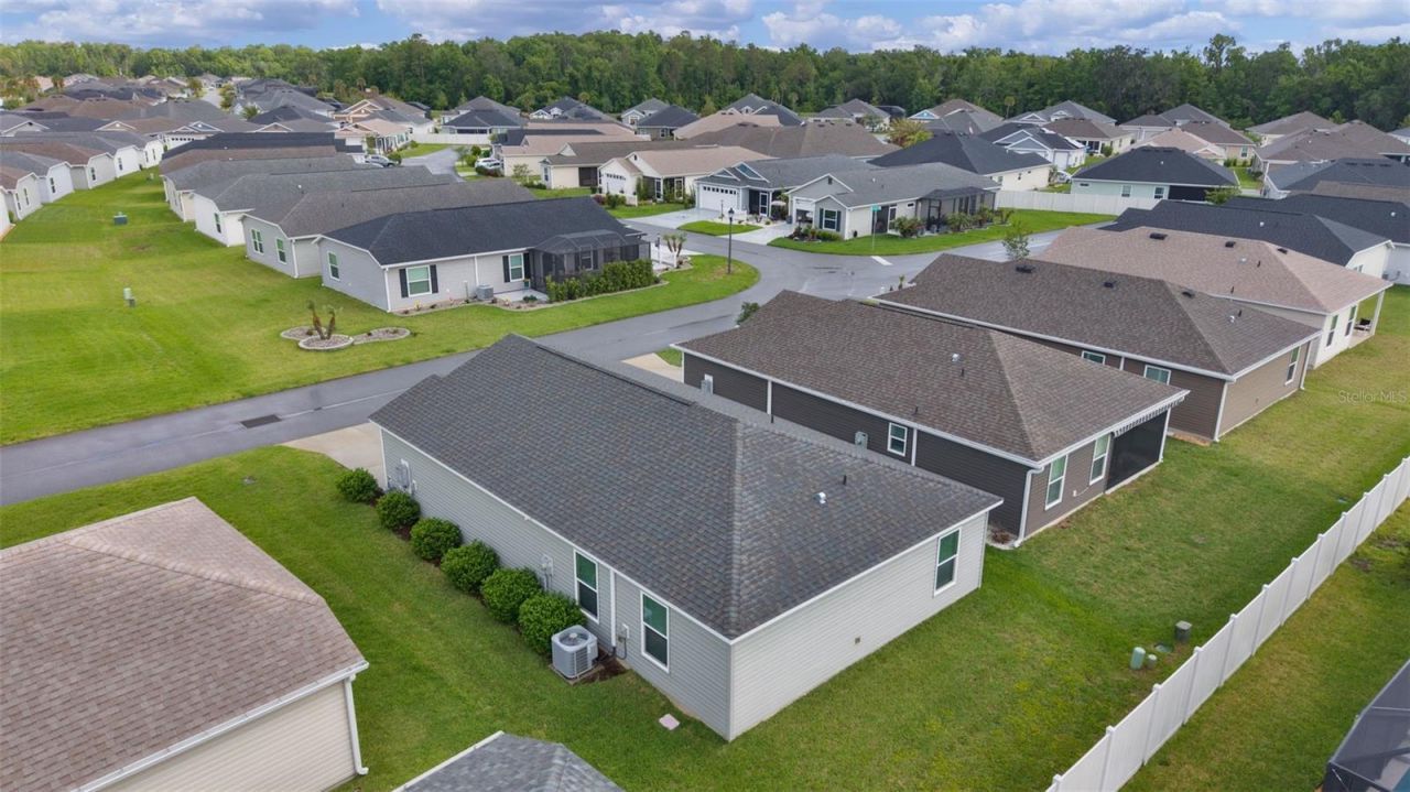 1926 Hux Court , The Villages, FL 34762 Photo