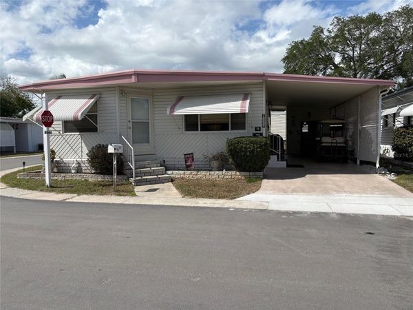 10297 N LAKE DRIVE , Unit 79, LARGO, FL 33773