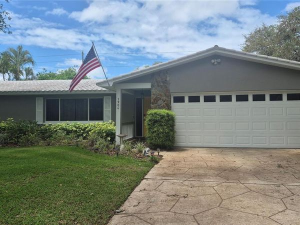 1904 GRANADA COURT , CLEARWATER, FL 33764