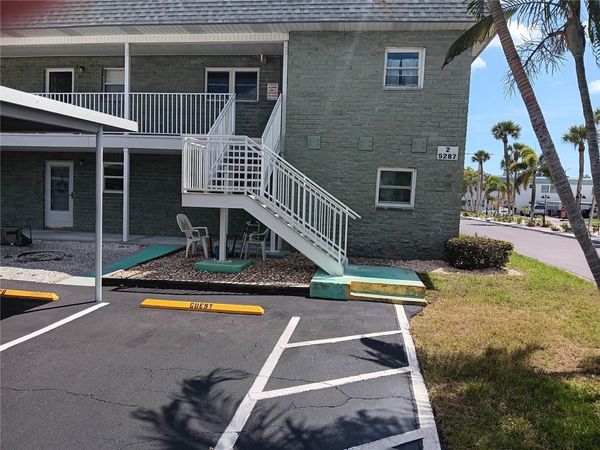 5287 81 ST STREET N, Unit 26, ST PETERSBURG, FL 33709