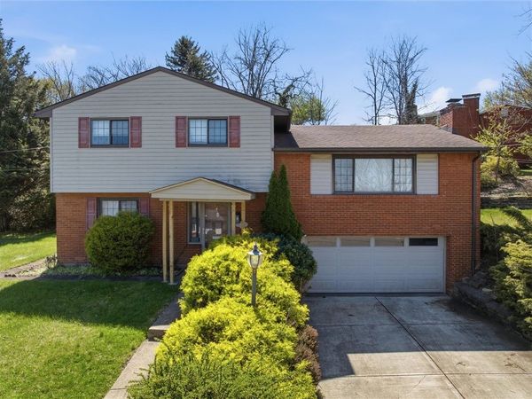 193 Arla Dr, Pittsburgh, PA 15220