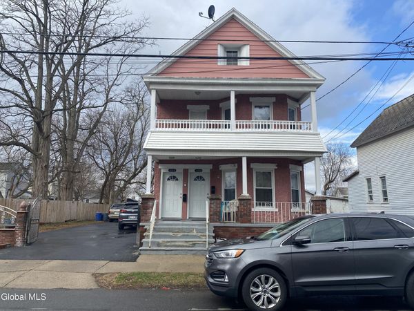 1130 Pleasant Street, Schenectady, NY 12303