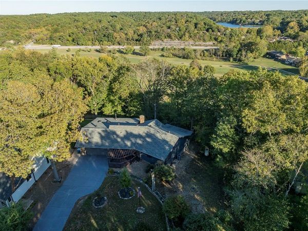 3 Fenchurch Lane, Bella Vista, AR 72715