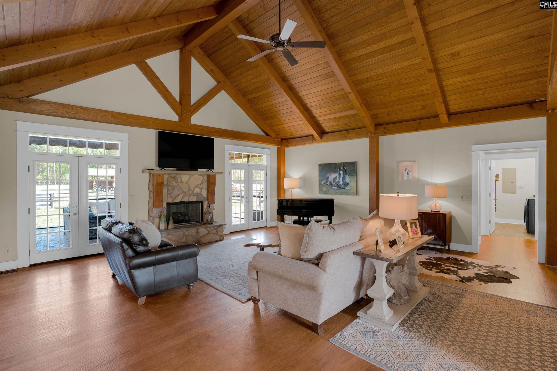 4097 Snaffle Bit Drive Photo 10