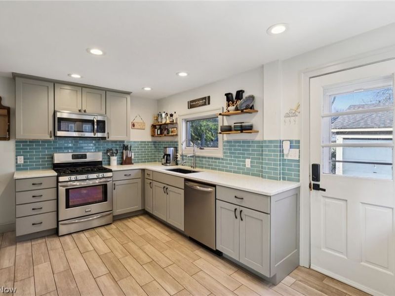 141 Melbourne Avenue, Akron, OH 44313 Photo 12