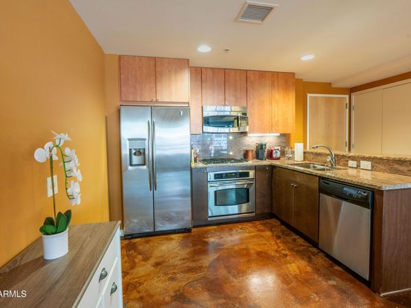 7137 E RANCHO VISTA Drive, Unit 3003, Scottsdale, AZ 85251