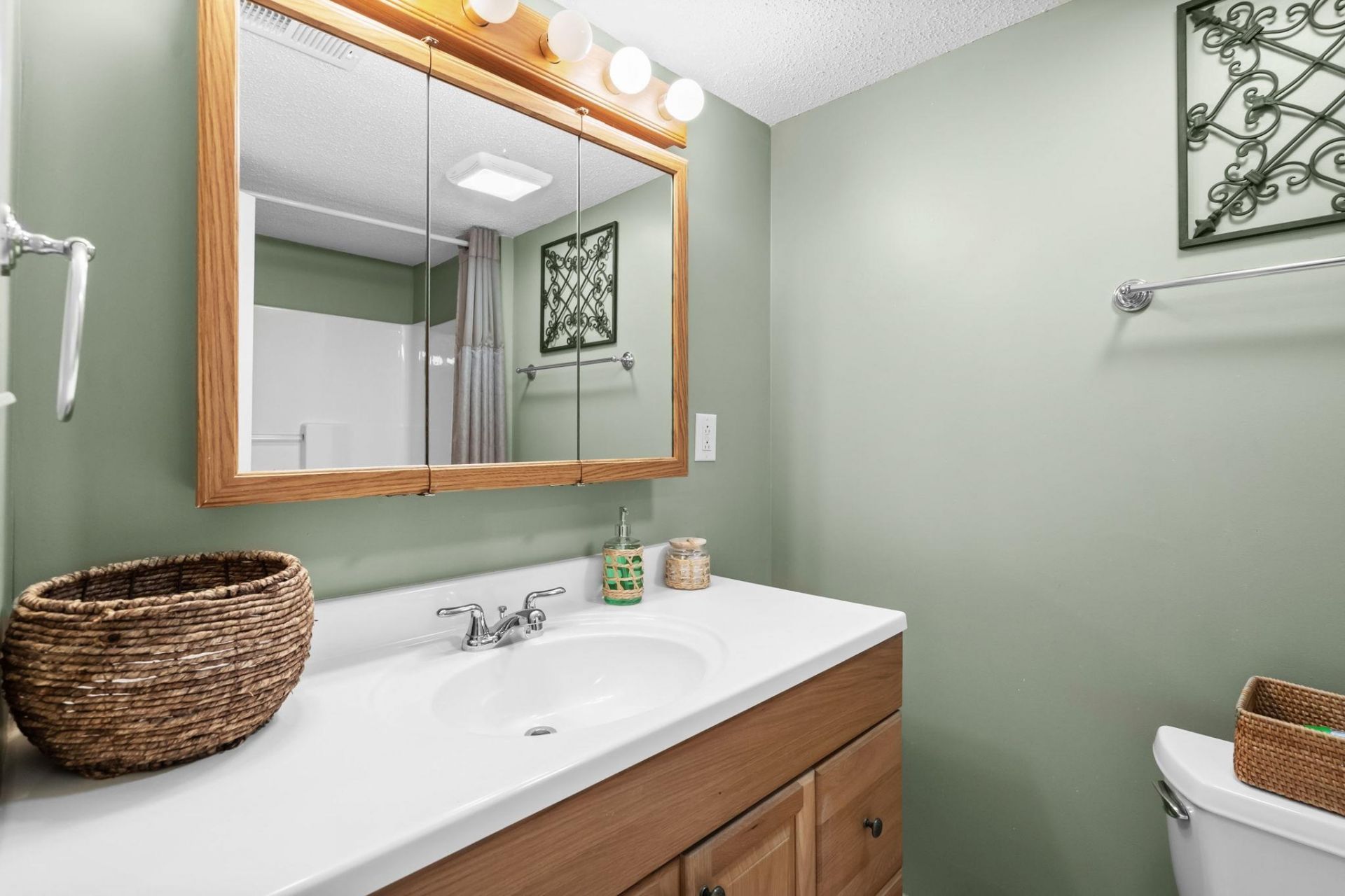 423 Parker Dr. Photo 30