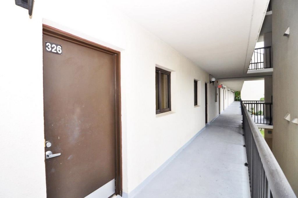 423 Parker Dr. Photo 6