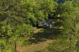 9439 Charleston Highway photo 4