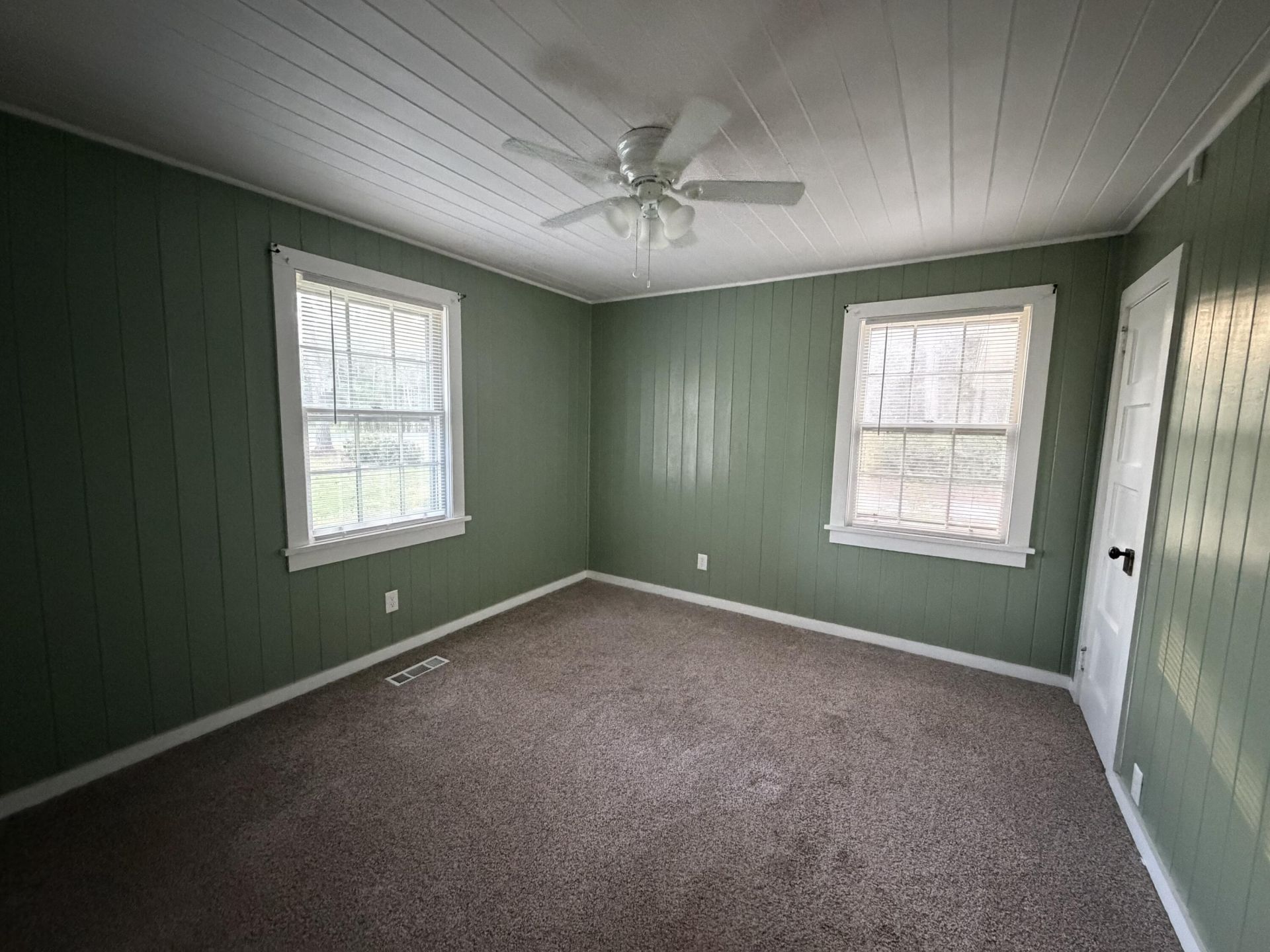 9439 Charleston Highway Photo 22