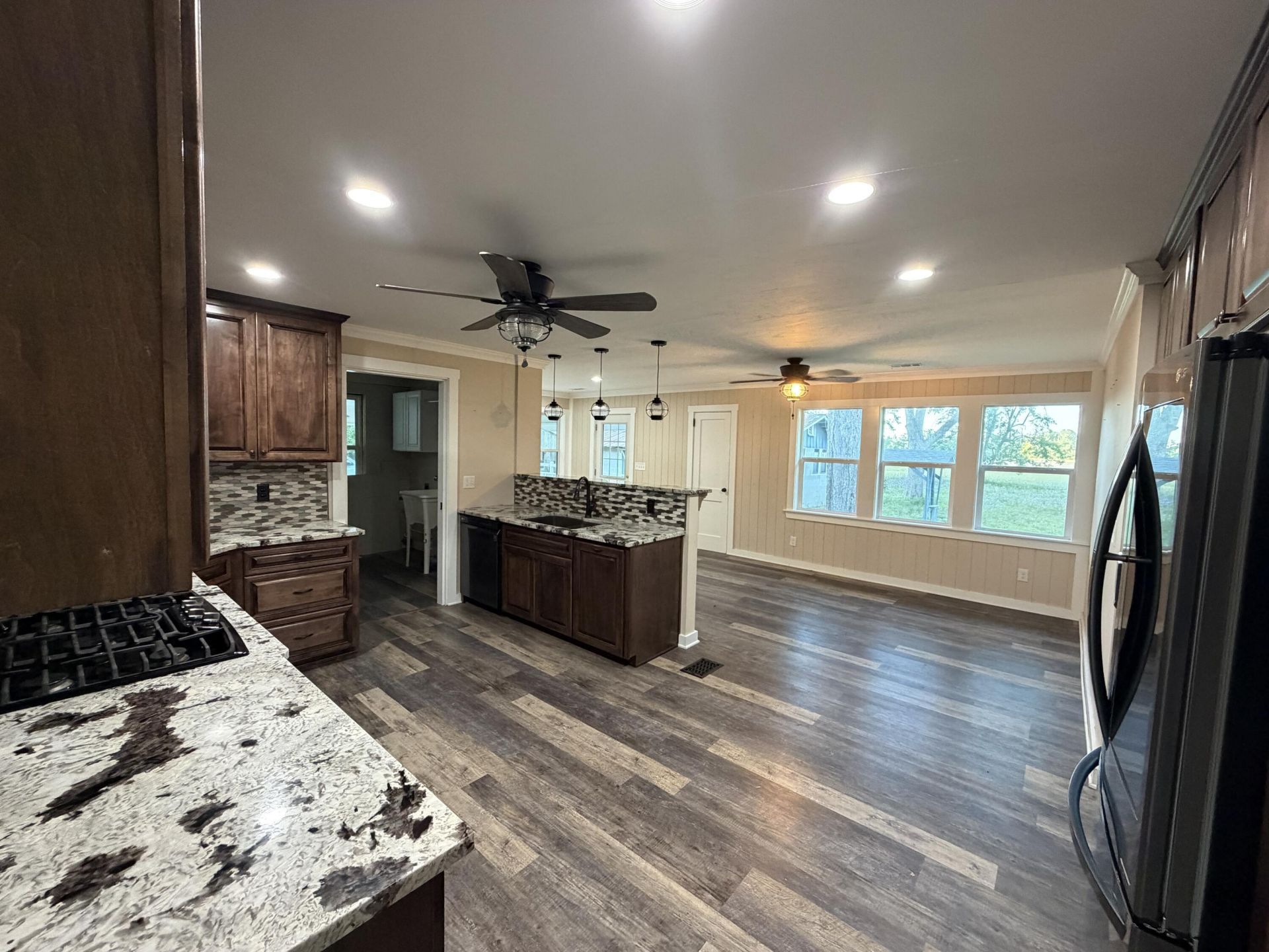 9439 Charleston Highway Photo 26