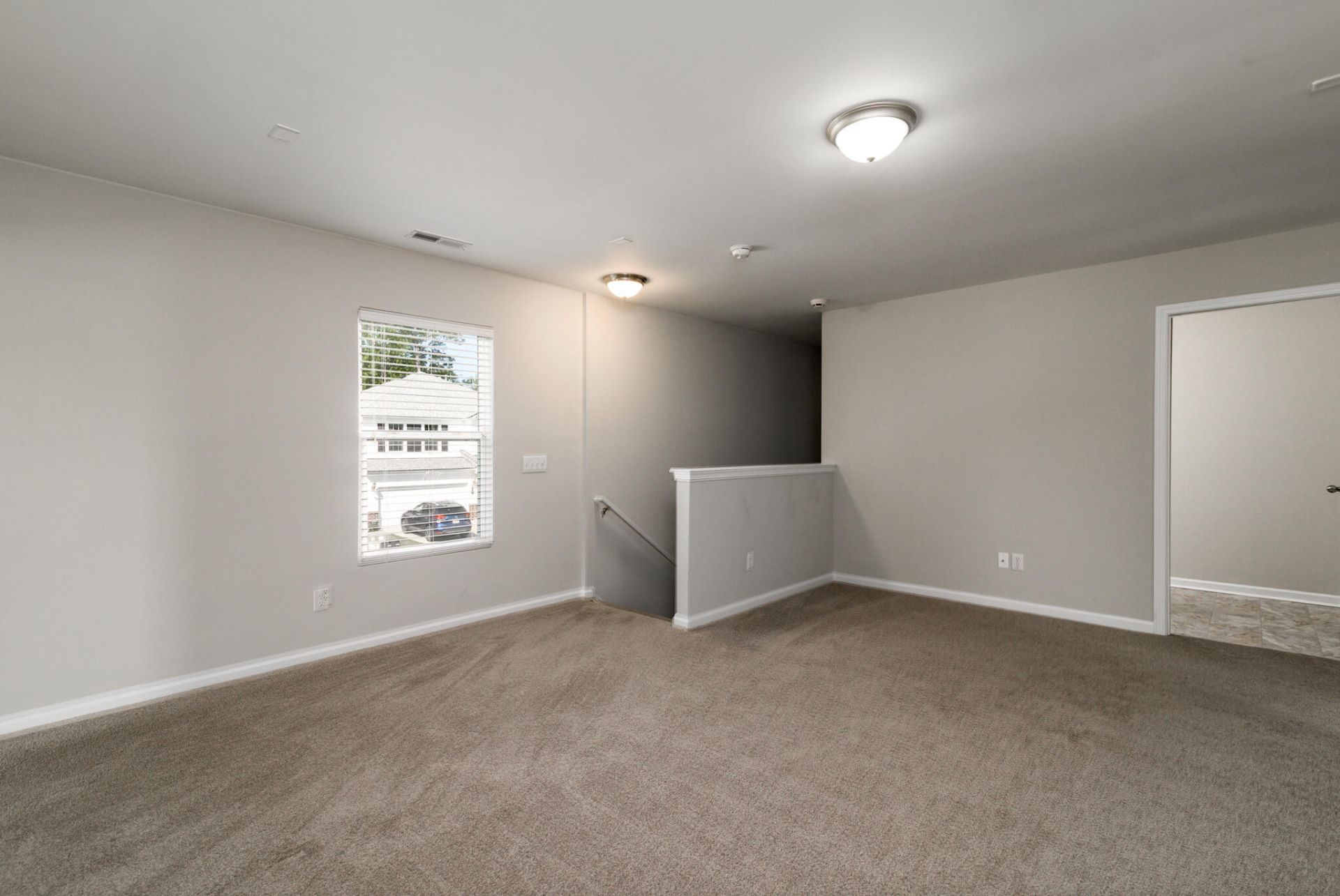 9714 Tackle Street Photo 14