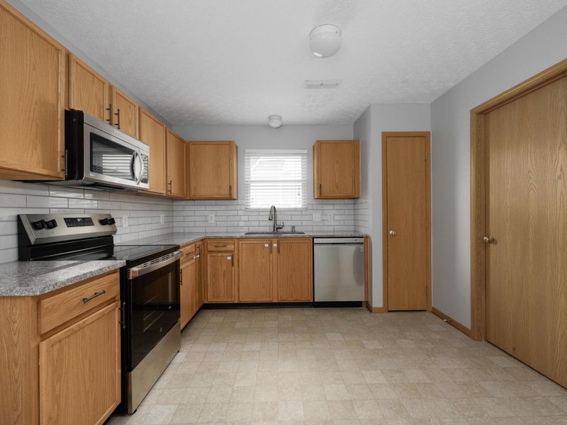 664 Penn Street, Unit 73, Galloway, OH 43119 Photo 14